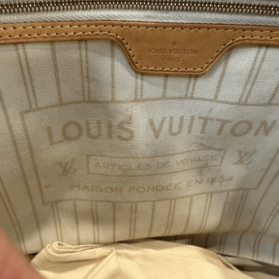 Louis Vuitton Neverfull